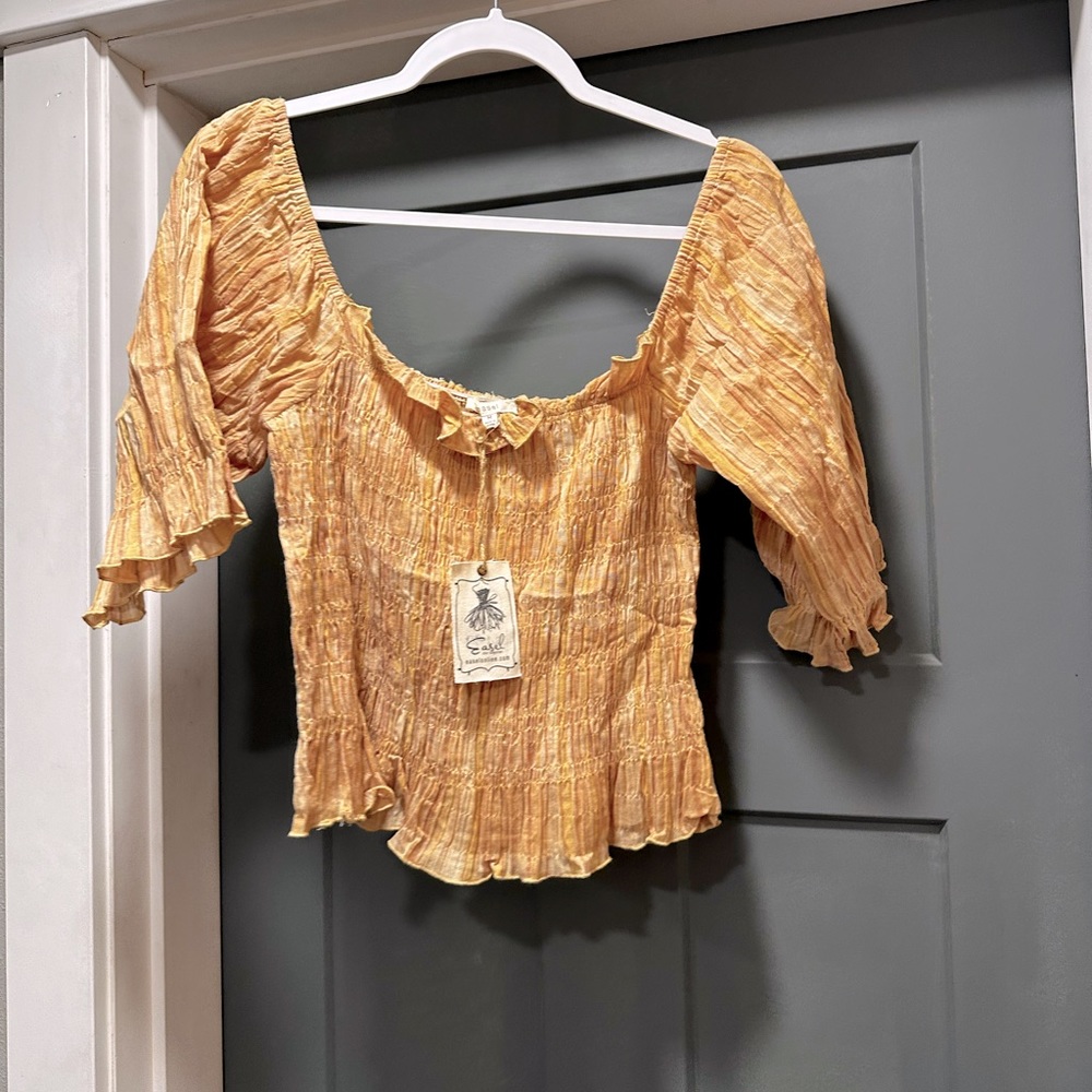 Boutique shirt size M NWT